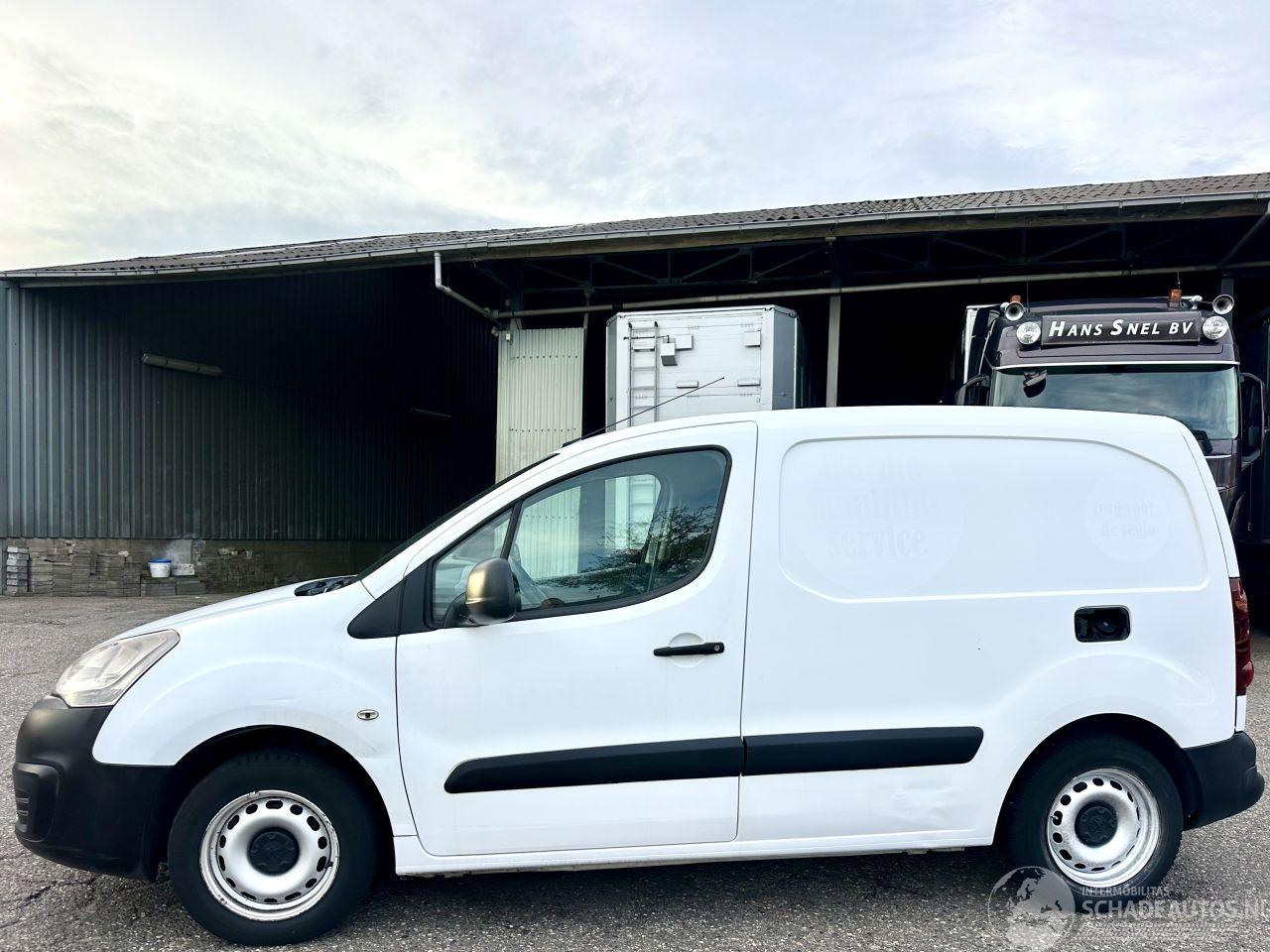 Peugeot Partner 120 1.6 BlueHDi 75pk euro.6 Premium - 136dkm nap - 3 pers - airco - cruise - klapdeuren - schuifdeur