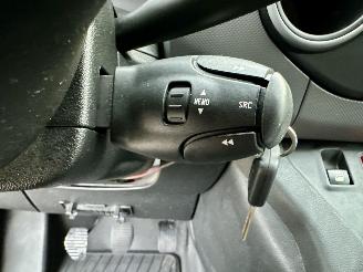Peugeot Partner 120 1.6 BlueHDi 75pk euro.6 Premium - 136dkm nap - 3 pers - airco - cruise - klapdeuren - schuifdeur picture 41