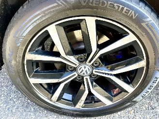 Volkswagen Passat 1.4 TSI GTE 156pk aut Highline variant - pano - massage - stoelverw - trekh - navi - front assist picture 69