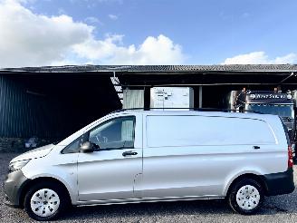 krockskadad bil bedrijf Mercedes Vito 116 CDI 163pk aut + f1 Extra Lang L3 3pers - navi - camera - cruise - airco - pdc v+a - stoelverw 2021/5