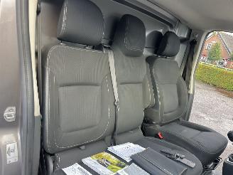 Renault Trafic 1.6 dCi 145pk T29 L2/H1 Comfort Energy 3Pers - navi - camera - keyless - lmv - pdc - alarm - trekh picture 38
