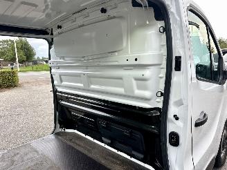 Renault Trafic 2.0 dCi 145pk 6-traps automaat T29 L1H1 Comfort 3pers - nap - 1e eig - 2x schuifdeur - navi - airco - cruise - pdc picture 42