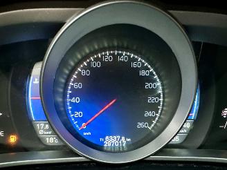Volvo V-40 2.0 D4 230pk 6-bak R-Design - xenon - getuned - leer - navi - stoelverw - lmv - memory pakket picture 21