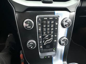 Volvo V-40 2.0 D4 230pk 6-bak R-Design - xenon - getuned - leer - navi - stoelverw - lmv - memory pakket picture 33