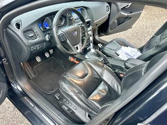 Volvo V-40 2.0 D4 230pk 6-bak R-Design - xenon - getuned - leer - navi - stoelverw - lmv - memory pakket picture 17