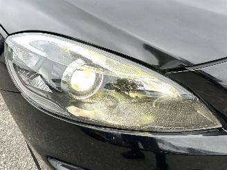 Volvo V-40 2.0 D4 230pk 6-bak R-Design - xenon - getuned - leer - navi - stoelverw - lmv - memory pakket picture 92