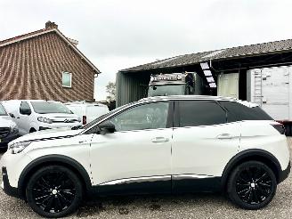 Voiture accidenté Peugeot 3008 2.0 BlueHDi 179pk Aut + F1 GT-Line - pano - nap - 1e eig - virtual - nav - camera - keyless - sfeerverl 2018/1