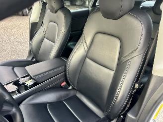Tesla Model 3 60kWh 238pk aut Standard RWD Plus - pano - nap - navi - camera - leer - stoelverw - pdc v+a - self driving picture 18