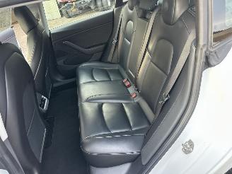 Tesla Model 3 60kWh 238pk aut Standard RWD Plus - pano - nap - navi - camera - leer - stoelverw - pdc v+a - self driving picture 29