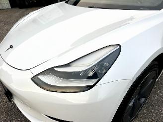 Tesla Model 3 60kWh 238pk aut Standard RWD Plus - pano - nap - navi - camera - leer - stoelverw - pdc v+a - self driving picture 83