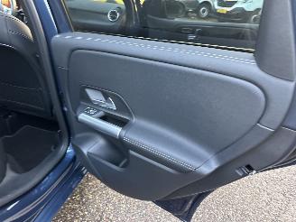 Mercedes B-klasse 250e 163pk aut + f1 Lux Line - pano - nap - 1e eig - widescreen - sfeerverl - leer - memory l+r picture 64