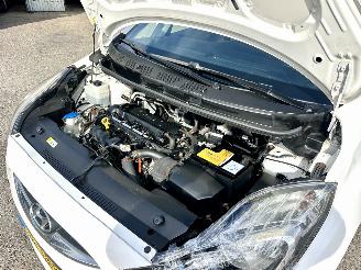 Hyundai Ix20 1.6i i-Vision 125pk Automaat - 76dkm nap - navi - dvd - camera - pdc - clima - cruise - aux - usb picture 12
