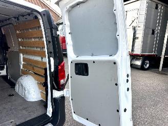 Mercedes Vito 111 CDI 114pk 6-bak Lang - nap - 1e eig - 3pers - navi - camera - airco - trekh - euro6 - licht + regens picture 49