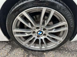 BMW 3-serie 330e High Exe M-Sport - 140dkm nap - head up - cognac leer - stoelverw - clima - alarm - 2x laadkabels picture 24