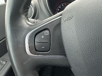 Renault Captur 1.2 TCe Intens picture 28