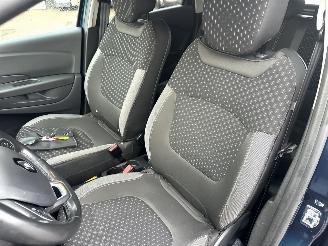 Renault Captur 1.2 TCe Intens picture 19