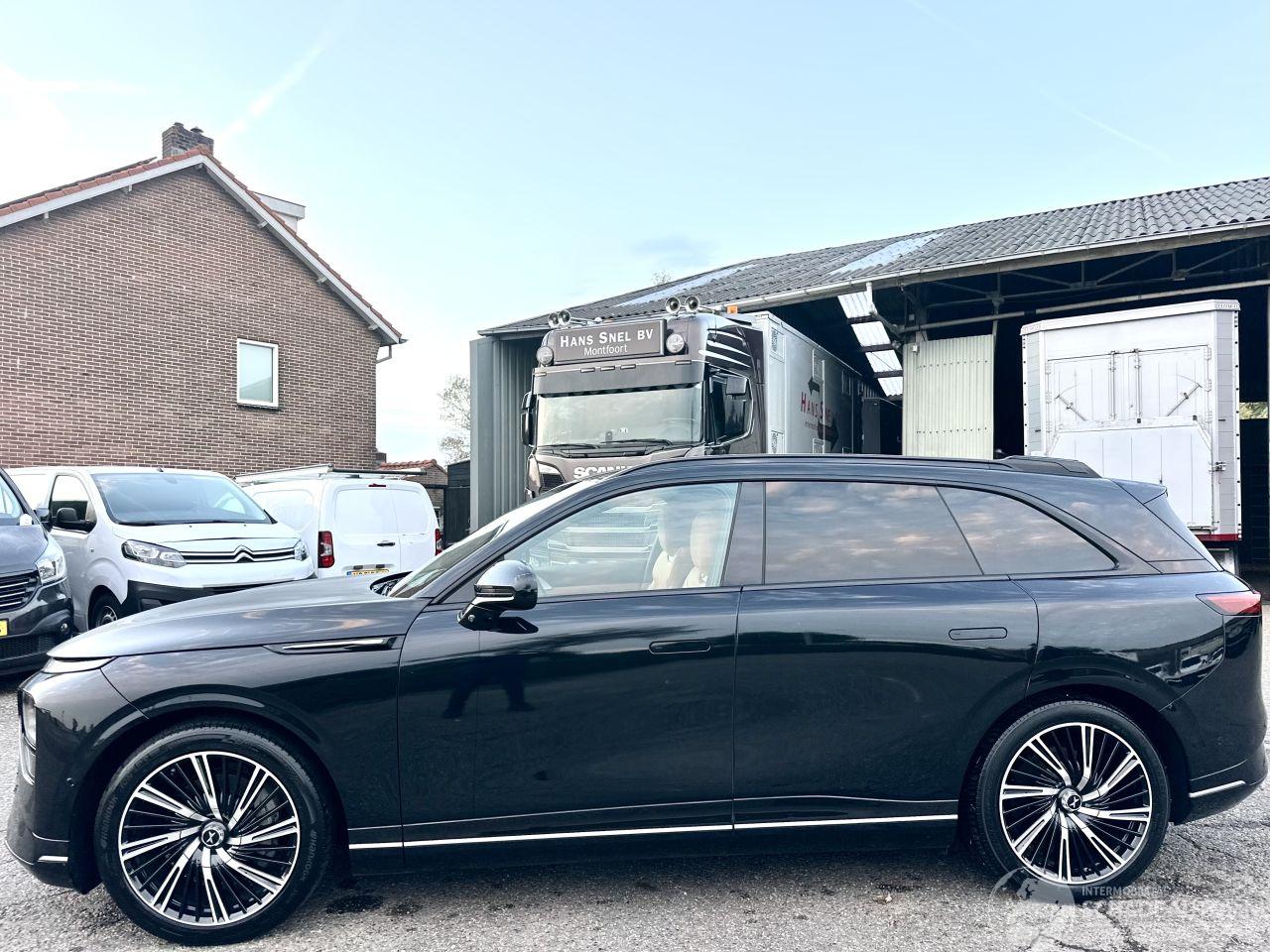 Xpeng G9 AWD Performance 98kWh 551pk aut - nap - pano - 360cam - leer - dynaudio - stoelkoeling - stoelverw v+a