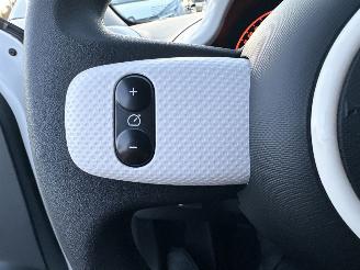 Renault Twingo 1.0 SCe 71pk Collection - 13dkm nap - 1e eig - airco - cruise - elektr pakket - led - aux - usb picture 21