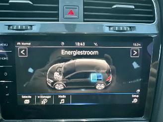 Volkswagen e-Golf 136pk dsg aut Highline - nap - facelift - navi - acc - front assist - cruise - pdc v+a - rijdbaar picture 17