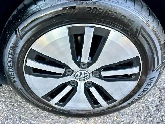 Volkswagen e-Golf 136pk dsg aut Highline - nap - facelift - navi - acc - front assist - cruise - pdc v+a - rijdbaar picture 70