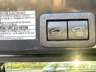Toyota Yaris Cross 1.5 Hybrid 93pk aut Launch Edition - head up - leer - stuur/stoelverw - elektr klep - front + line + side assist picture 19