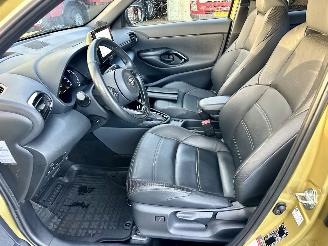 Toyota Yaris Cross 1.5 Hybrid 93pk aut Launch Edition - head up - leer - stuur/stoelverw - elektr klep - front + line + side assist picture 41