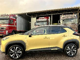 Vaurioauto  passenger cars Toyota Yaris Cross 1.5 Hybrid 2021/12
