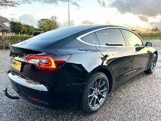 Tesla Model 3 Gereserveerd standard rwd plus 60kWh 238pk aut - pano - nap - leer - stoelverw - 3x camera - full self driving 3 picture 5