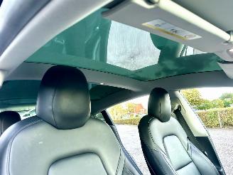 Tesla Model 3 Gereserveerd standard rwd plus 60kWh 238pk aut - pano - nap - leer - stoelverw - 3x camera - full self driving 3 picture 15