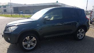 Toyota Rav-4 2.2 D-4d D-cat 4x4 130 Kw 1 e eigen 55000 km EXECUTIVE picture 26