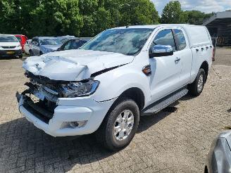 uszkodzony samochody ciężarowe Ford Ranger Ford Ranger Extrakabine 4x4 XLT 2.2 D VAN 2019/6