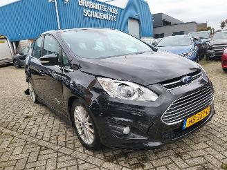 Ford C-Max 2.0 Plug-in Hybrid Titanium Plus picture 2