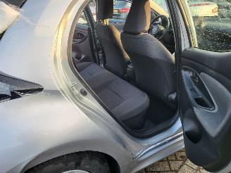 Mazda 2 Mazda 2 Hybrid autom 1.5 Agile ( Toyota Yaris) 48000km nwpr € 25000 picture 25