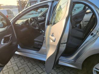 Mazda 2 Mazda 2 Hybrid autom 1.5 Agile ( Toyota Yaris) 48000km nwpr € 25000 picture 16