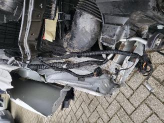 Volkswagen Transporter T 6 LANG   2.0 TDI 150 pk 6 bak L2 28 Comfortline picture 30