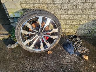 Volkswagen T-Roc T-Roc 2.0 TSI 190pk  4Motion R line Sport autom, pann,nav picture 37