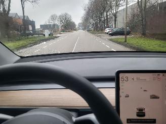 Tesla Model Y MODEL Y RWD 58 kWh range 455 km 52000 km rijdbaar picture 3