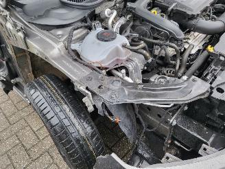 Schadeauto Volkswagen Polo Polo 1.0 TSI Comfortline 95 PK nwe  apk 2019/4