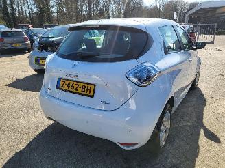 Renault Zoé ZOE Q90 Bose Quickcharge 41 kWh RIJDBAAR HUURACCU picture 18
