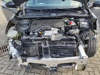 Peugeot 2008 2008 1.2 Hybrid autom 136 GT  € 40 000 NW picture 20