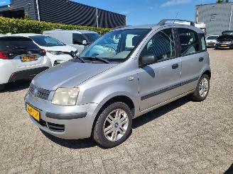 Fiat Panda AUTOMAAT  1.2 Emotion cool  rijdbaar picture 2