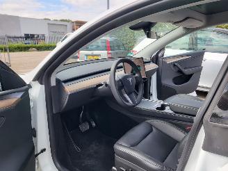 Tesla  Tesla MODEL Y RWD 58 kWh range 455km nwprijs € 45000 picture 8