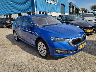 Avarii autoturisme Skoda Octavia Combi 1.5 E hybride -TSI Business Edition Plus autom rijdbaar 2024/3