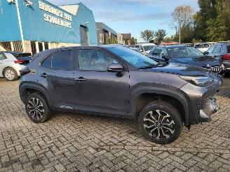 Vaurioauto  passenger cars Toyota Yaris Cross Yaris Cross 1.5 Hybrid First Edition 2022/4