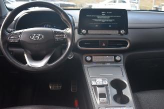 Hyundai Kona 64Kwh Premium 204Pk SOH 100% Fase 3 *Navi/Clima/Camera/Leder/Stoelverwarming picture 7