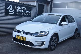 krockskadad bil auto Volkswagen e-Golf 36kwh E-edition 2020/7