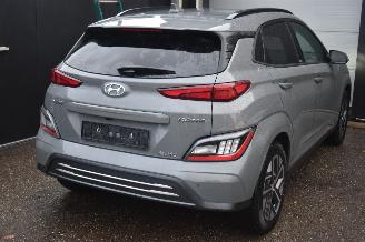 Hyundai Kona 39Kwh Comfort 136Pk *Navi/Clima/Camera/Stoelverwarming picture 4