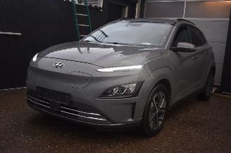 Schadeauto Hyundai Kona 39Kwh Comfort 136Pk *Navi/Clima/Camera/Stoelverwarming 2021/6