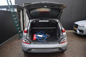 Hyundai Kona 39Kwh Comfort 136Pk *Navi/Clima/Camera/Stoelverwarming picture 9