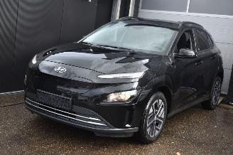 skadebil auto Hyundai Kona 39Kwh Comfort 136Pk SOH 100% 3FASE *Navi/Clima/Camera/stoelverwarming 2021/8